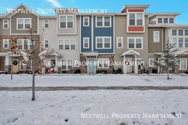 Building Photo - 637 E 380 N