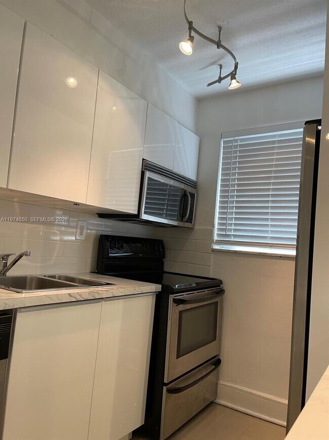 Photo - 1120 102nd St Unit 8