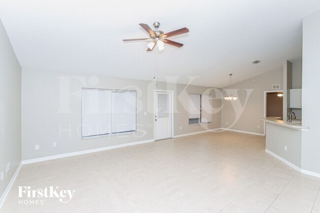 Photo - 2655 San Filippo Dr SE