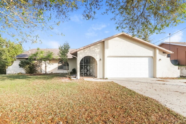 Building Photo - 12305 Drake Ln