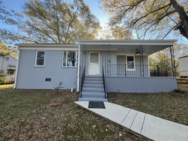 Photo - Cozy 2 bedroom 1 bath house!