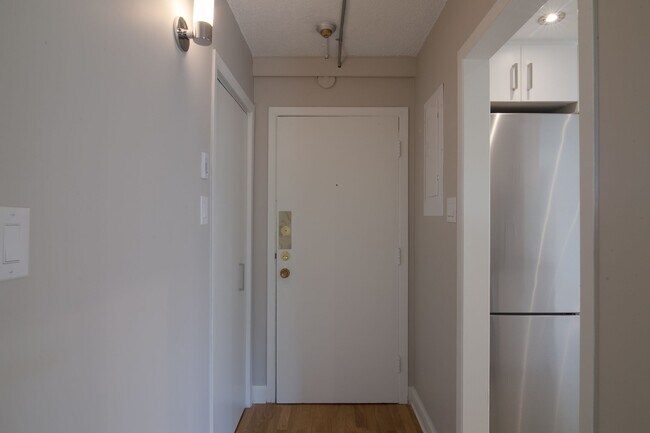 Photo - 1565 Avenue Victoria Unit 209