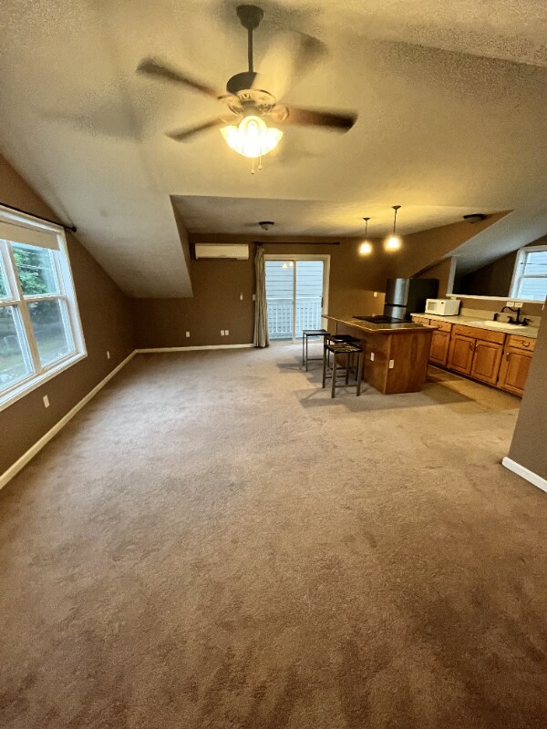 Photo - 2049 Ruckle St Unit A