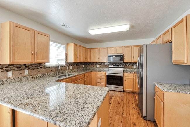 Photo - 503 N 850 W