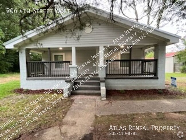 Building Photo - 206 4th St W Rental