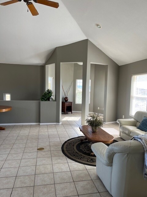 495 N Coulter Cir
