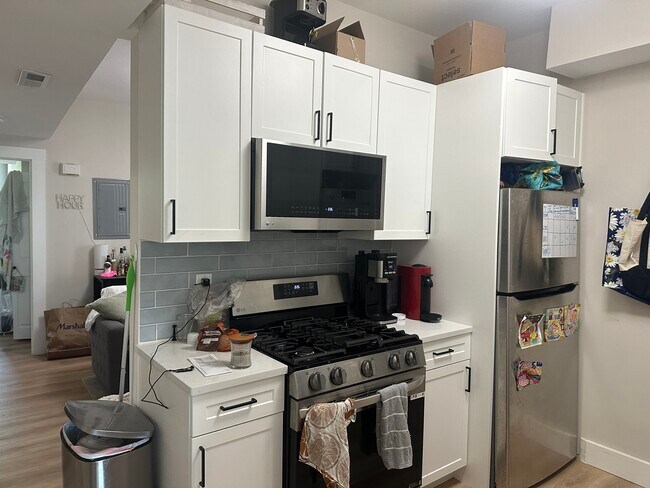 Photo - 17 M St Unit 2
