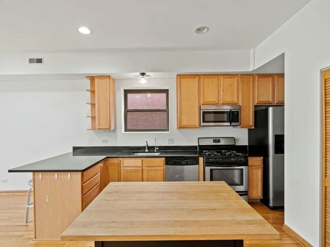 Photo - 6133 S Drexel Ave Unidad 3A