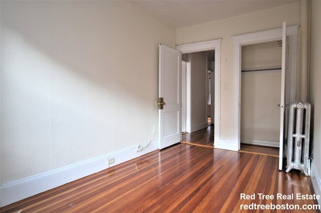 Photo - 6 Barrows St Unit 4