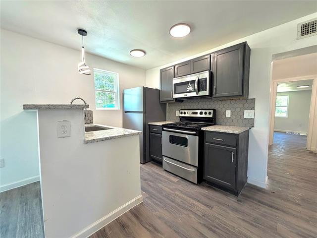 211 S Mabel St