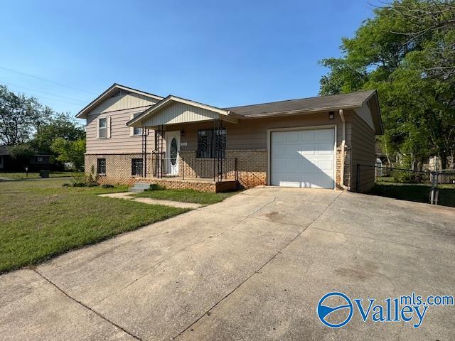 Photo - 522 Lisa Ln NW