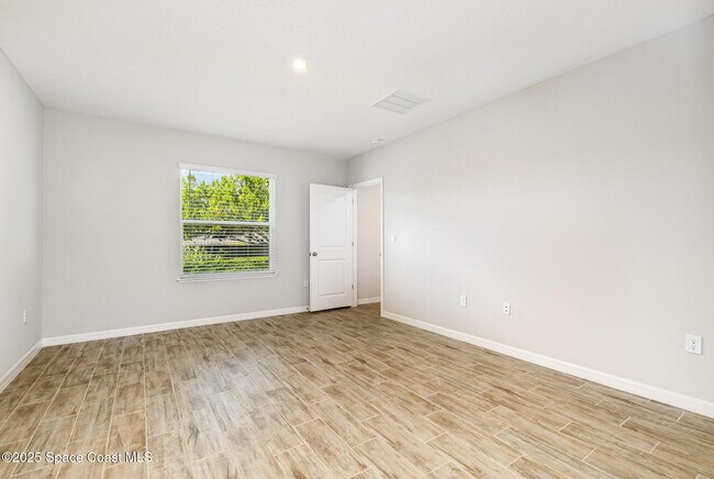 Photo - 6360 Lookout Dr