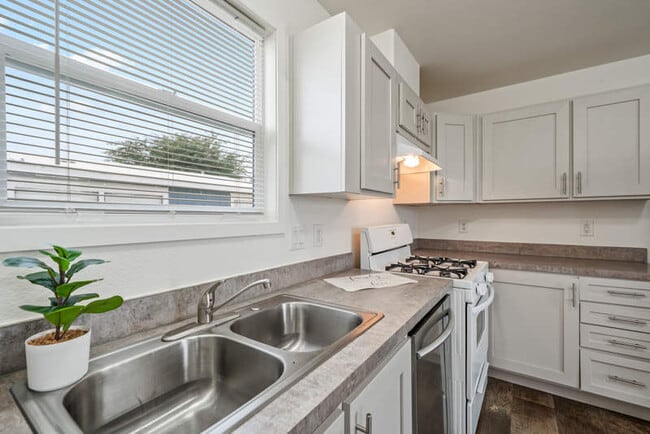 Photo - 5505 N Shannon Rd