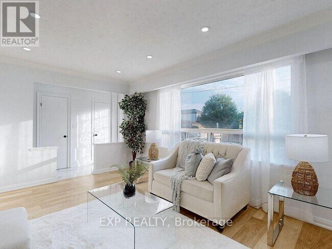 Photo - 45 Blaisdale Rd