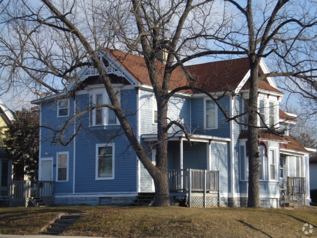 Building Photo - 821 West Ave S Unit 821 Rental