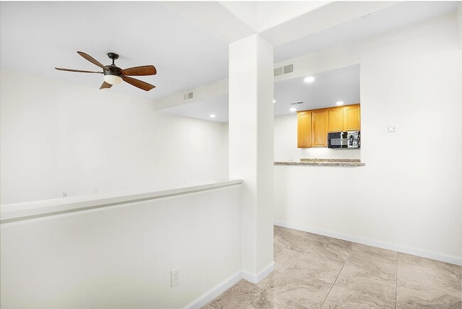 Photo - 162 Via Montisi