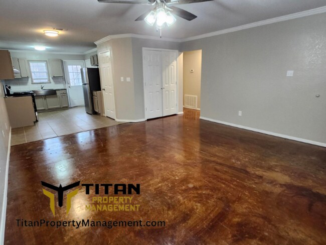 Photo - 2 bed/2 bath Apartment Unit 2010 Watts Rd. Apt A