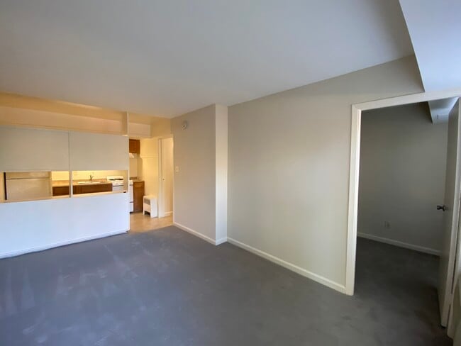 Photo - Westover Court Apartments