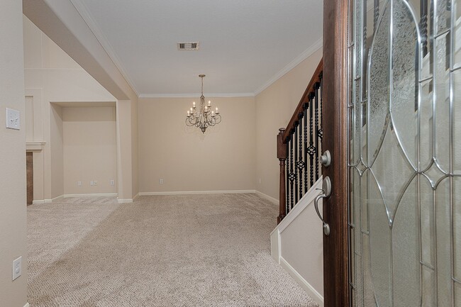 Photo - 50 E Pipers Green St