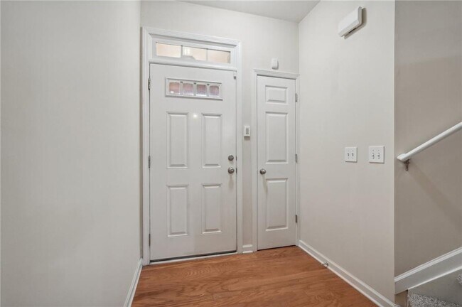 Photo - 3306 Sheffield Cir