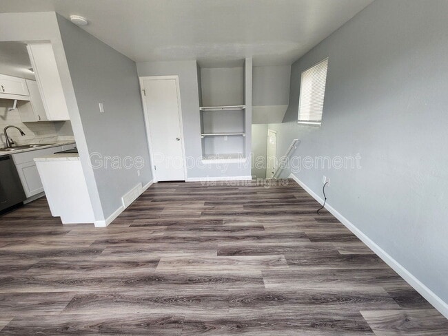 Photo - 774 W Cleveland Cir