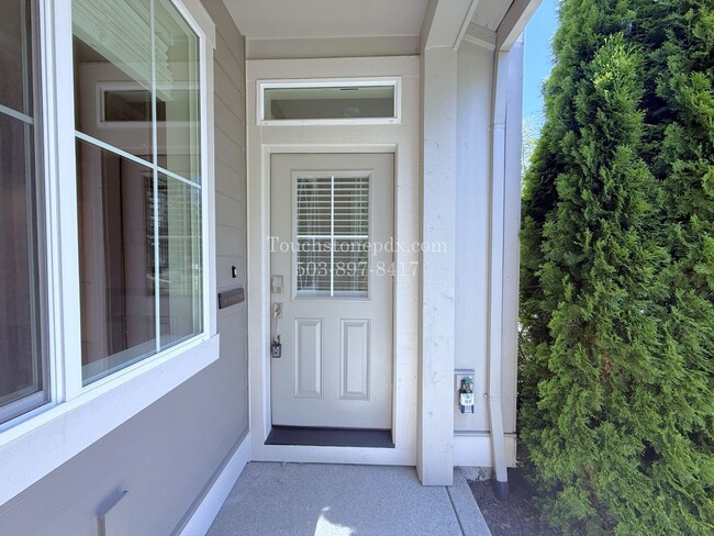 Photo - Modern Hillsboro Townhome with AC, Electric Fireplace, and 2 Car Garage