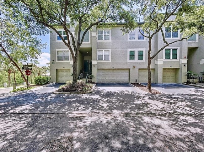 Building Photo - 704 Seagate Dr