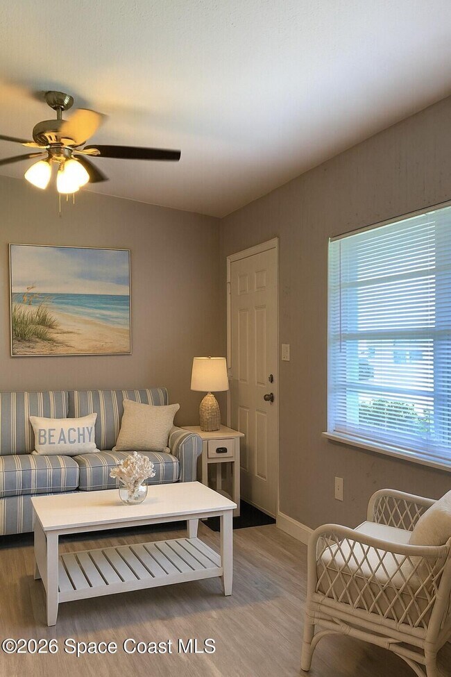 Photo - 127 Roosevelt Ave Unit 127c