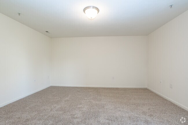 1BR, 1BA - 680SF - Living Area