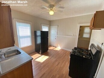 Building Photo - 181 Norfolk St Unit 2