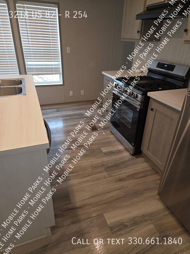 Photo - 3218 US 82-R 254