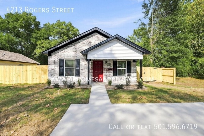Building Photo - 4213 Rogers St