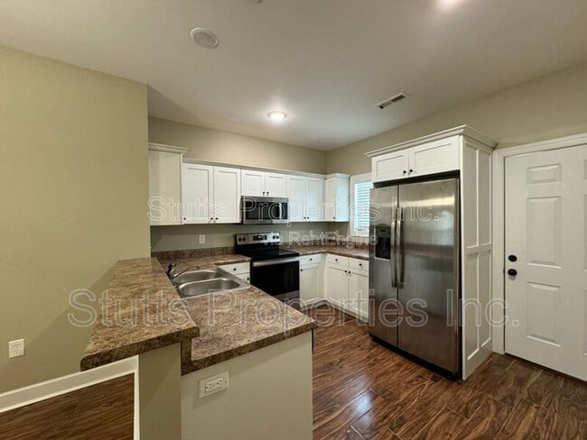Photo - 145 Bruin Dr Unit 107