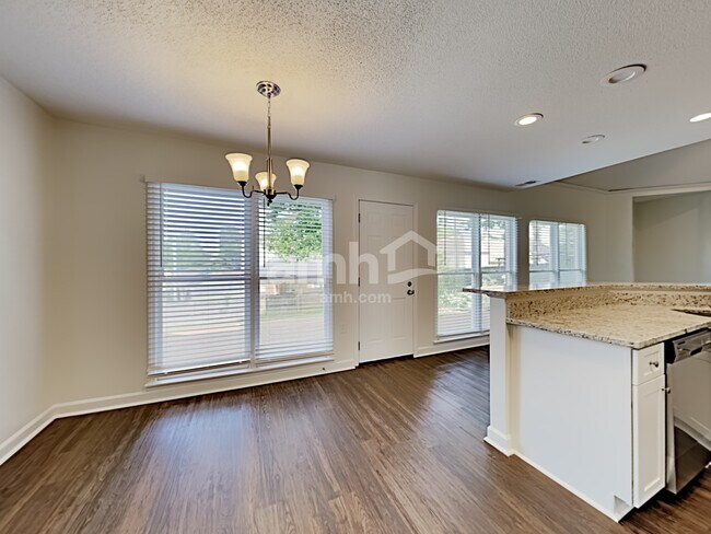 Photo - 1838 Oak Springs Dr
