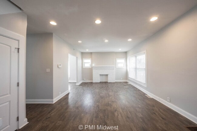 Photo - 3117 N Park Ave