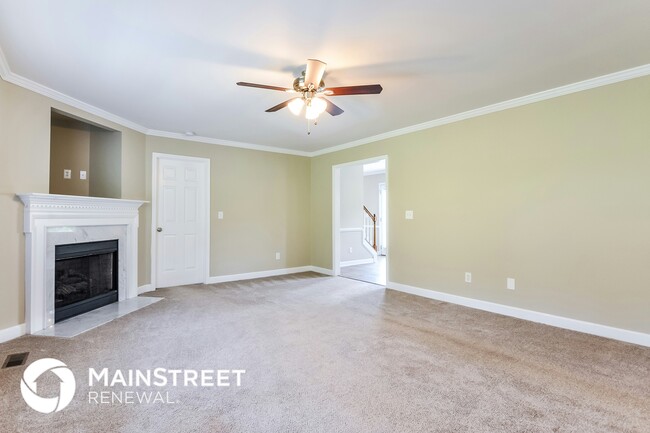 Photo - 1047 Drew Dr