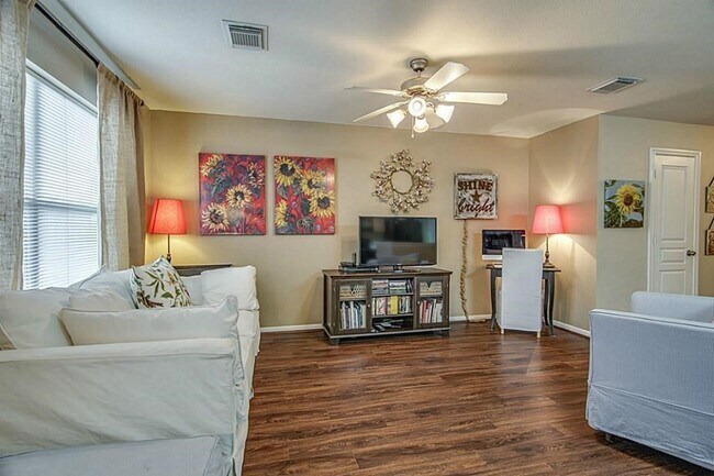 Photo - 1618 Grable Cove Ln