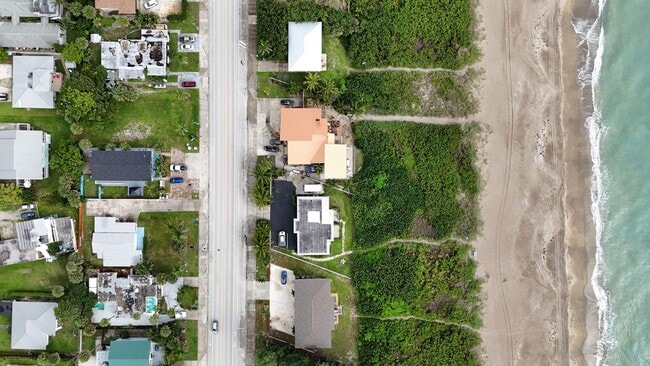 Photo - 1115 S Ocean Dr Unit 3