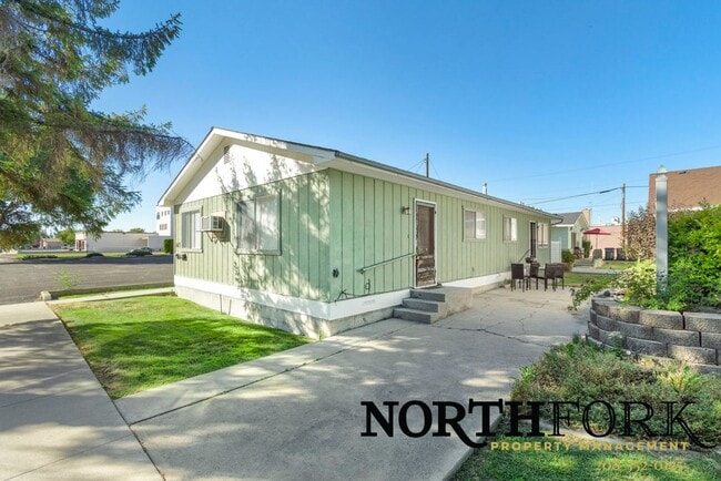 Photo - 615 Dearborn St Unidad #1