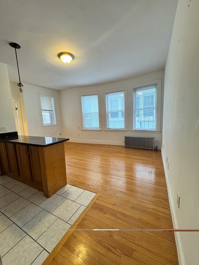 Building Photo - 5 Ellsworth Ave Unit 23