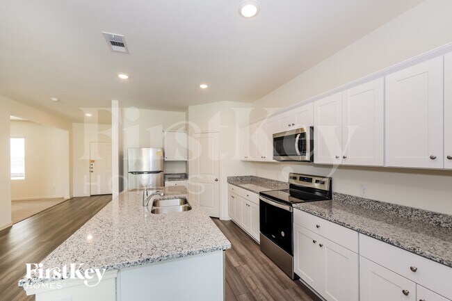 Photo - 1840 Sandlin Dr