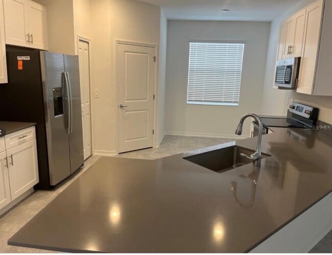 Photo - 855 Turner Ln