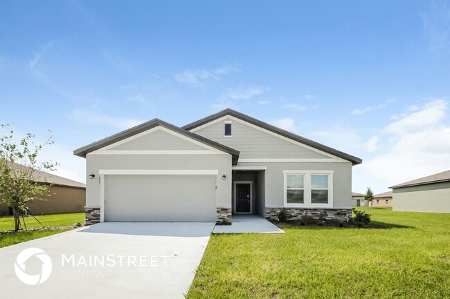 Building Photo - 221 Hidden Lk Lp