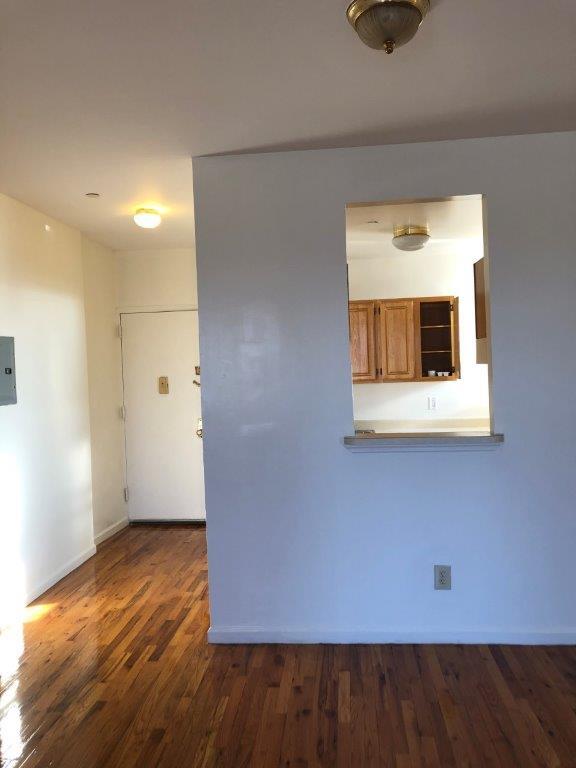 Photo - 628 Schenck Ave Unit 1R