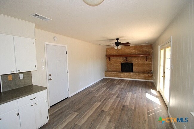 Photo - 1103 Craig St