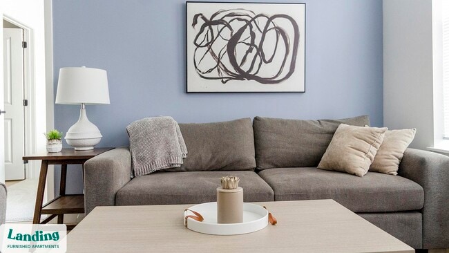 Building Photo - 650 N Main St