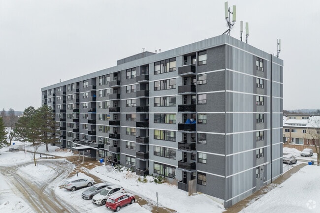 Photo - Wellington Tower