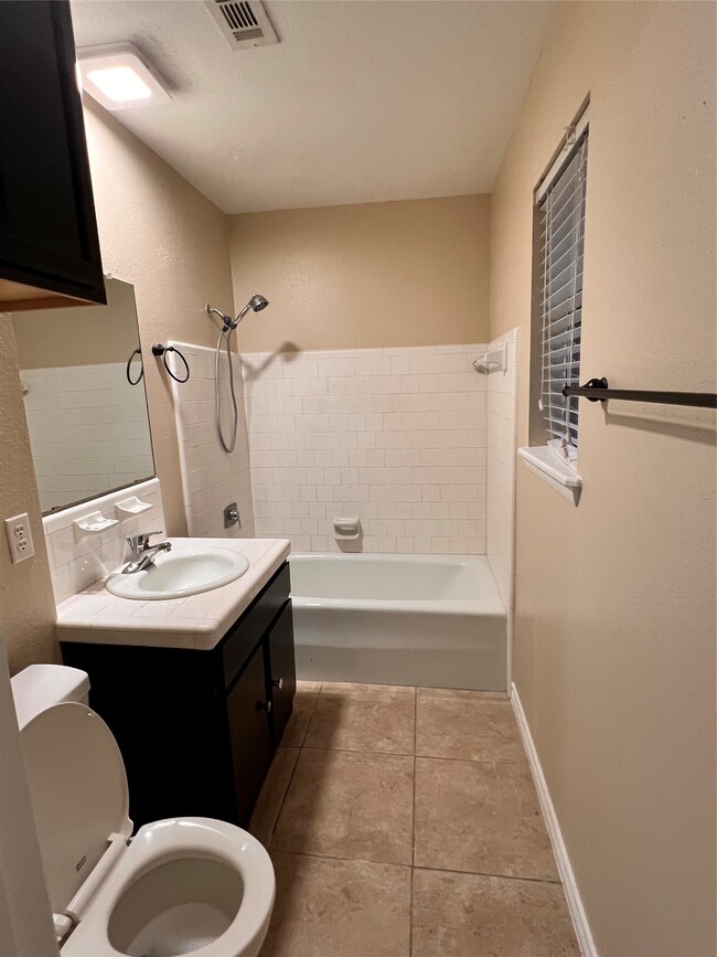 Photo - 27803 Calvert Rd