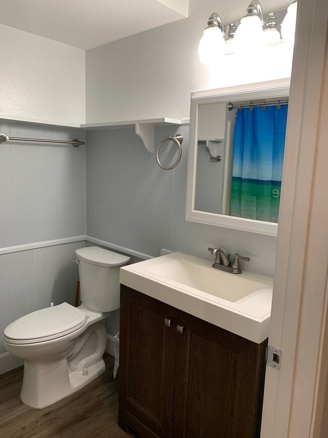 Photo - Gorgeous clean and modern furnished 2/2 lowest level Kihei Shores Unit!