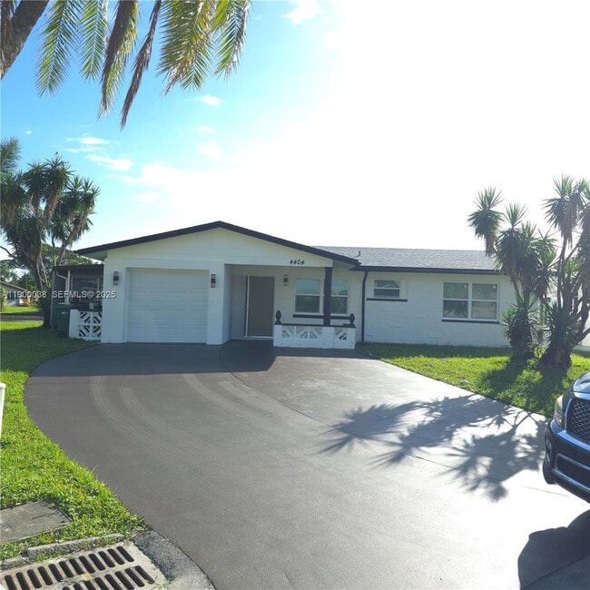 Photo - 4404 NW 46th Way